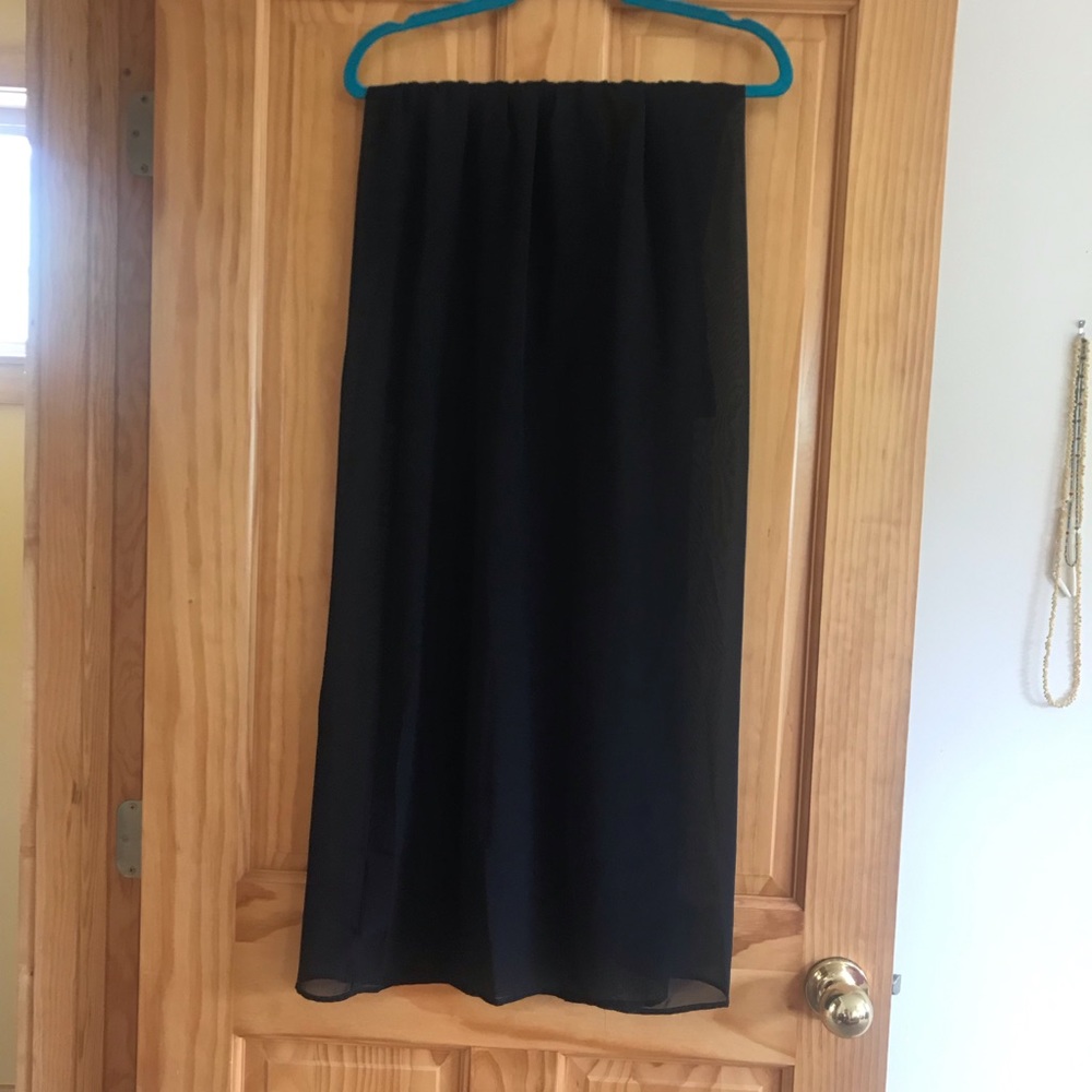 Long black skirt